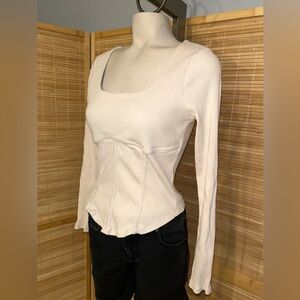 Almost Famous Lt tan Ribbed Corset Seam Long Sleeve Top Fitted knit shirt large